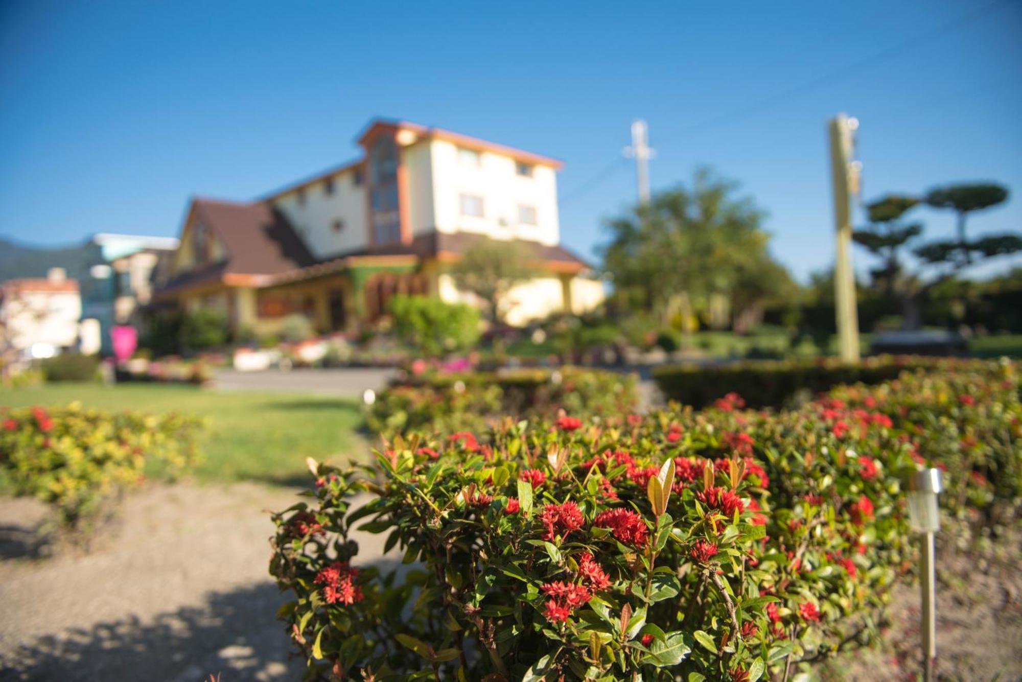 Xinfu Traveler Inn Taiping  Eksteriør billede